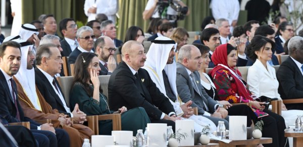 Prezident “Zayed İnsan Qardaşlığı Mükafatı“nın təqdimolunma mərasimində iştirak edir - CANLI