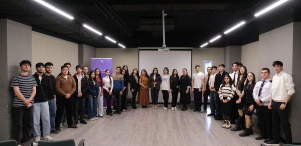 “Gənclərin Gözü ilə Konstitusiya və Heydər Əliyev İrsi” adlı layihə keçirildi - FOTOLAR