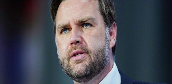 ABŞ-ın vitse-prezidenti Ermənistandan Azərbaycana yola düşüb