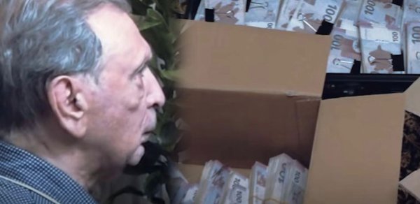 Ramiz Mehdiyevin evindən 17 milyon pul çıxdı - VİDEO