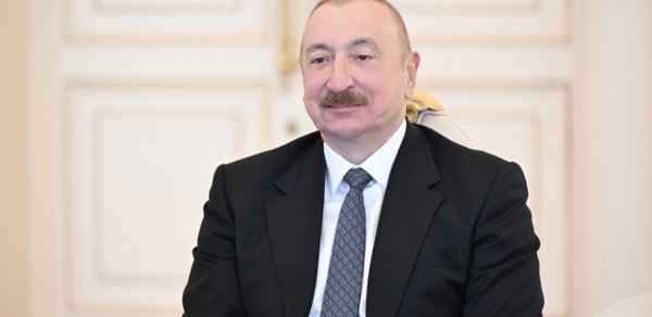 İlham Əliyev: Tranzit imkanları yaratdıqlarına görə gürcüstanlı dostlarımıza təşəkkür edirəm