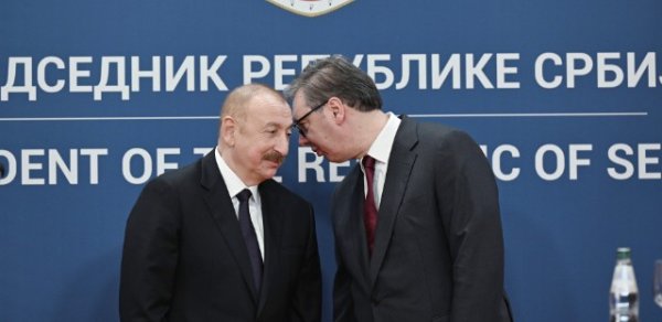 Vuçiç: “İlham Əliyevdən çox şeyi öyrənirəm"