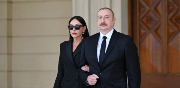 Prezident və xanımı Nəriman Həsənzadəni təbrik etdi