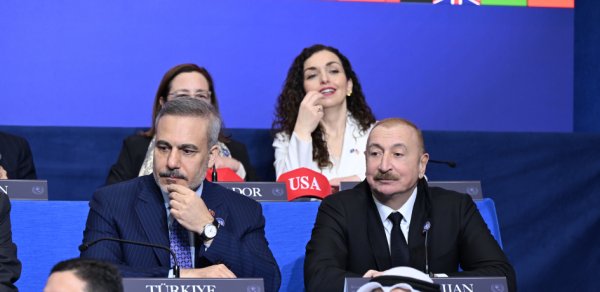 Vaşinqtonda Sülh Şurasının ilk iclası başa çatıb