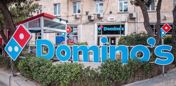 "Dominos Pizza"da 5500 manatlıq oğurluq