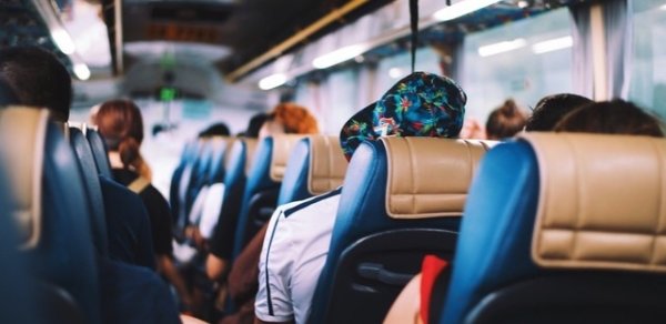 Sərnişin və yükdaşıma üçün tələb olunan sənədlərin si̇yahisi açiqlandi