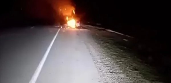 Salyanda faciə: Yanan avtomobili söndürən şəxsləri maşın vurdu, ölən və xəsarət alan var