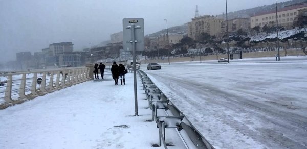 Sabah qar yağacaq, yollar buz bağlayacaq - XƏBƏRDARLIQ