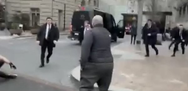 Prezidentin qaldığı hotelə hücum edənlər kimlərdir? - Qərb demokratiyasının əsl üzü - VİDEO