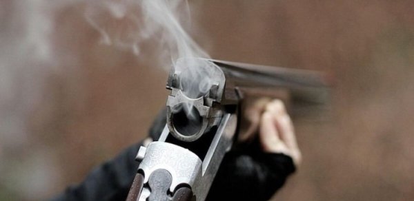 Əvvəlcə özünü, sonra arvadını güllələdi – Hadisənin DETALLARI - VIDEO