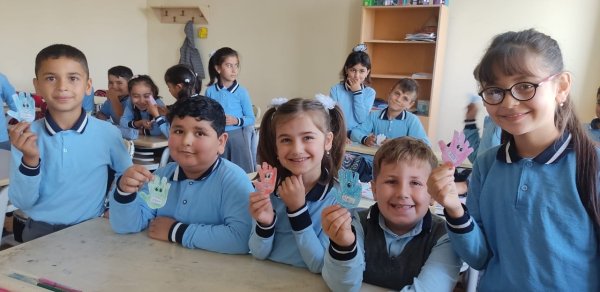 Təhsil infrastrukturu yenilənir: Saatlıda müasir məktəb mühiti