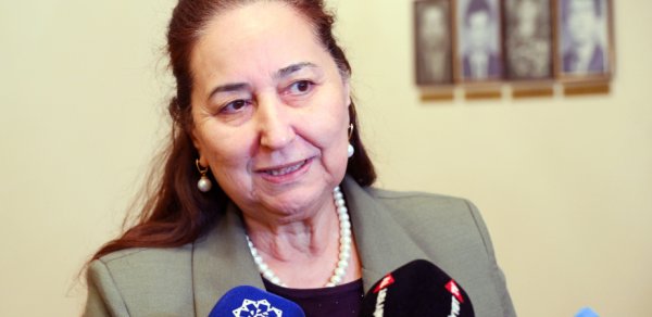 "Bu verilişləri bağlayın, aparıcıları cəzalandırın" - Telli Pənahqızı müraciət etdi