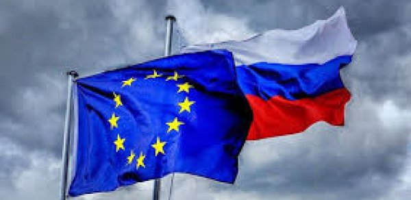 "Rusiyanın Avropanı təhdid etməsi Vaşinqtonun da maraqlarına uyğundur" - Politoloq