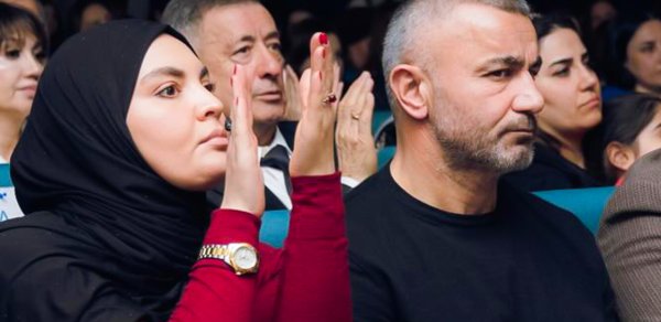 Qurban Qurbanov xanımı ilə tədbirdə - Foto