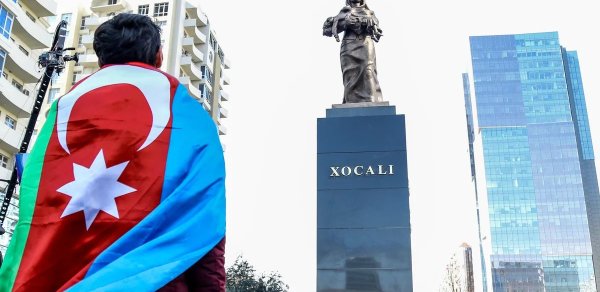 Azərbaycan xalqı Xocalı soyqırımı qurbanlarının xatirəsini yad edir