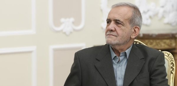 Pezeşkian: Xameneinin nüvə silahı ilə bağlı sözlərinə inanın