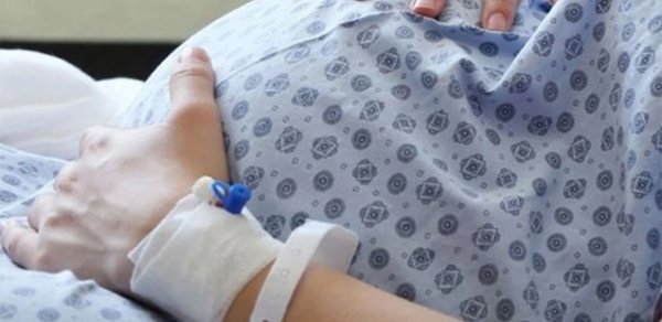 8 aylıq hamilə xəstəxanada öldü