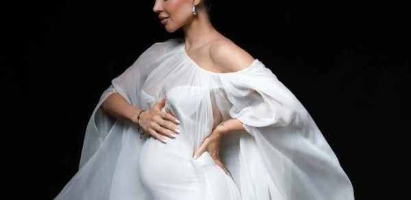 Ev dustağı olan bloger ana oldu