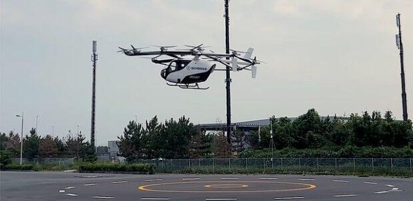 Yaponiyada uçan taksilər sınaqdan keçirilir