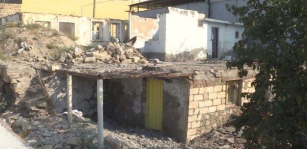 Söküntü zamanı sahəsi kiçik olan ev sahiblərinə əlavə kompensasiya veriləcək? - VİDEO