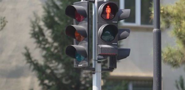 Yeni quraşdırılan "ağıllı işıqforlar"ın üstünlüyü nədir? - VİDEO