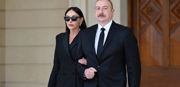 Prezidentlə xanımı Efiopiyanın Baş nazirini qarşıladı