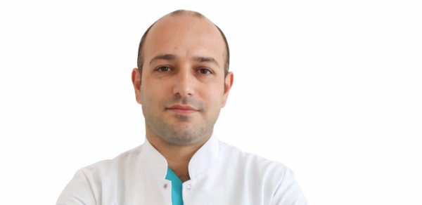 Azərbaycanda həkim vəfat etdi