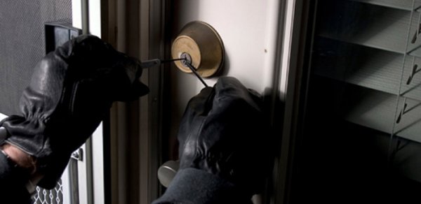 Nizami rayonunda evdən oğurluq edən şəxs saxlanılıb