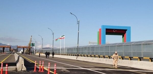 Rusiya vətəndaşlarını İranı Azərbaycan vasitəsilə tərk etməyə çağırdı