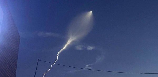 İran ilk dəfə "Fəttah" hipersəs raketlərindən istifadə edib