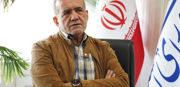 İran Prezidentinin Dəftərxanası: Pezeşkian tam sağlamdır və təhlükəsiz yerdədir