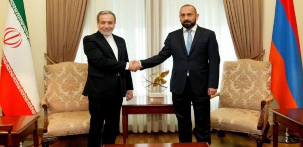 Əraqçi və Mirzoyanın telefon danışığı olub