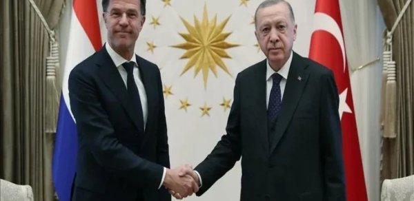 Ərdoğan Mark Rutte ilə regiondakı gərginliyi müzakirə etdi