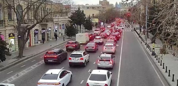 Bakıda bu yollarda sıxlıq var - SİYAHI