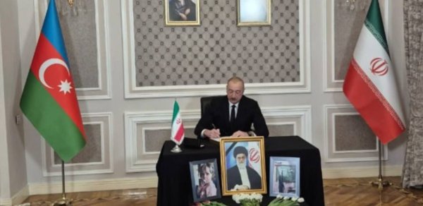İlham Əliyev İran səfirliyinə gedib başsağlığı verdi