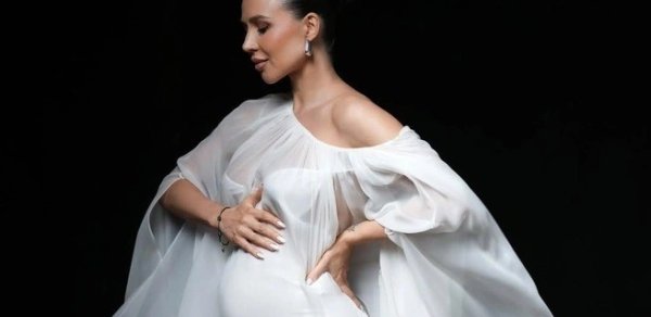 Yeni ana olan blogerdə xərçəng aşkarlandı