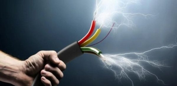 Mingəçevirdə işçini elektrik cərəyanı vuraraq öldürdü