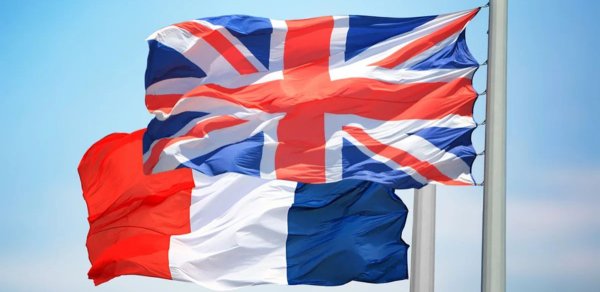 Böyük Britaniya Makronun nüvə silahı ilə bağlı təkliflərini dəstəkləyib