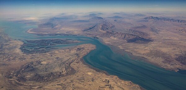 İran dost ölkələrin gəmilərinə Hörmüzdən keçməyə icazə verdi