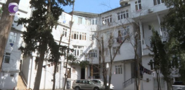Şəhərin mərkəzində onlarla mənzilə istilik verilmir - ŞİKAYƏT - VİDEO