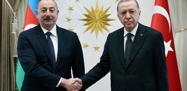 İlham Əliyev Ərdoğanla danışdı