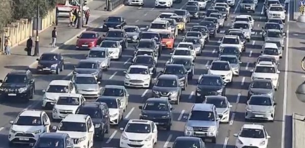 Bakıda bu yollarda sıxlıq var - SİYAHI