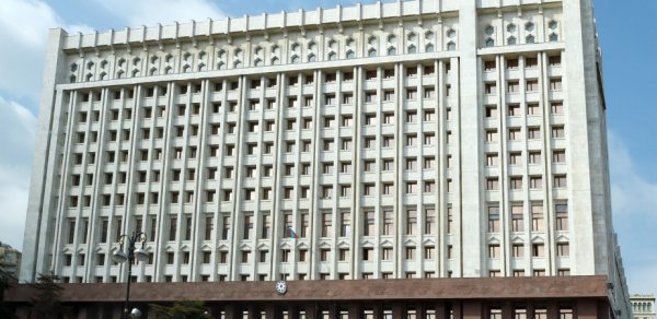 Bayram Beqay Prezident İlham Əliyevə zəng edib, İranın dron hücumunu qınayıb