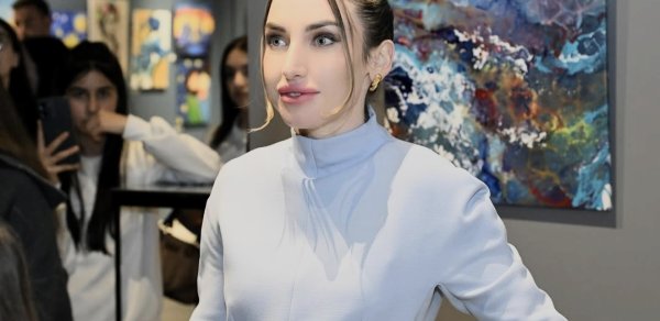 Alyona Əliyeva 8 Mart - Beynəlxalq Qadınlar Günü münasibətilə paylaşım edib