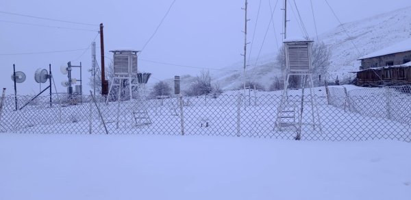 Naxçıvanda yağan qarın hündürlüyü 1 metri keçib