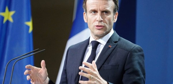 Fransa prezidenti Azərbaycan dilində paylaşım edib