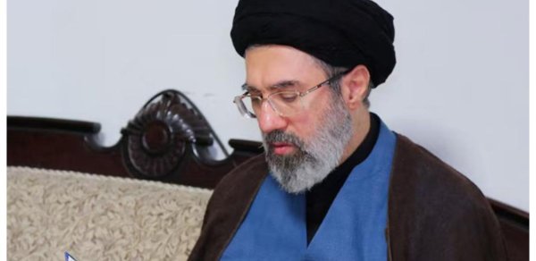 İranın yeni ali dini liderinin adı açıqlandı - Görün kim oldu