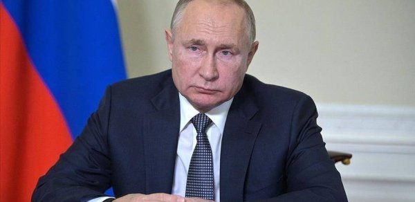 Putin: Yaxın Şərqdə neft hasilatı yaxın bir ayda dayana bilər