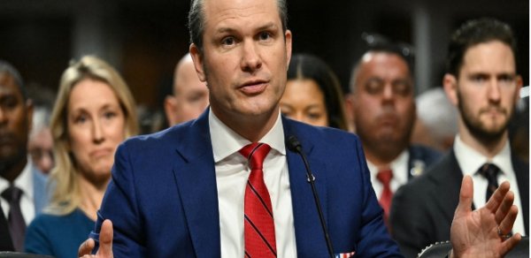 ABŞ-ın müharibə nazirindən Müctəba Xameneiyə xəbərdarlıq: Trampın sözünə qulaq asmalıdır