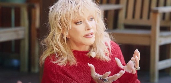 Rusiyada Alla Puqaçovadan 5 milyon təzminat tələb olunur